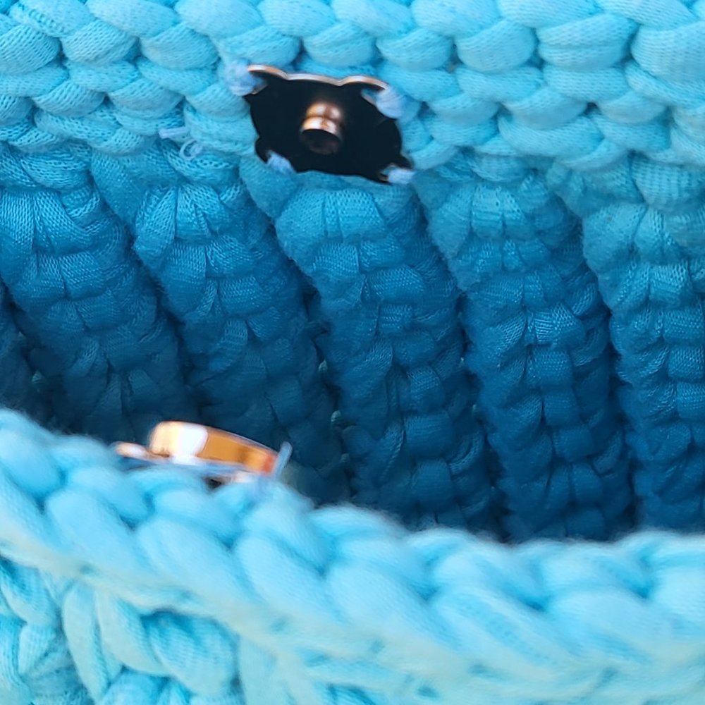Handcrafted Crochet Sea Shell Handmade Bag, Shoulder Bag, Woven Purse, Knit Bag - Picture 4 of 4